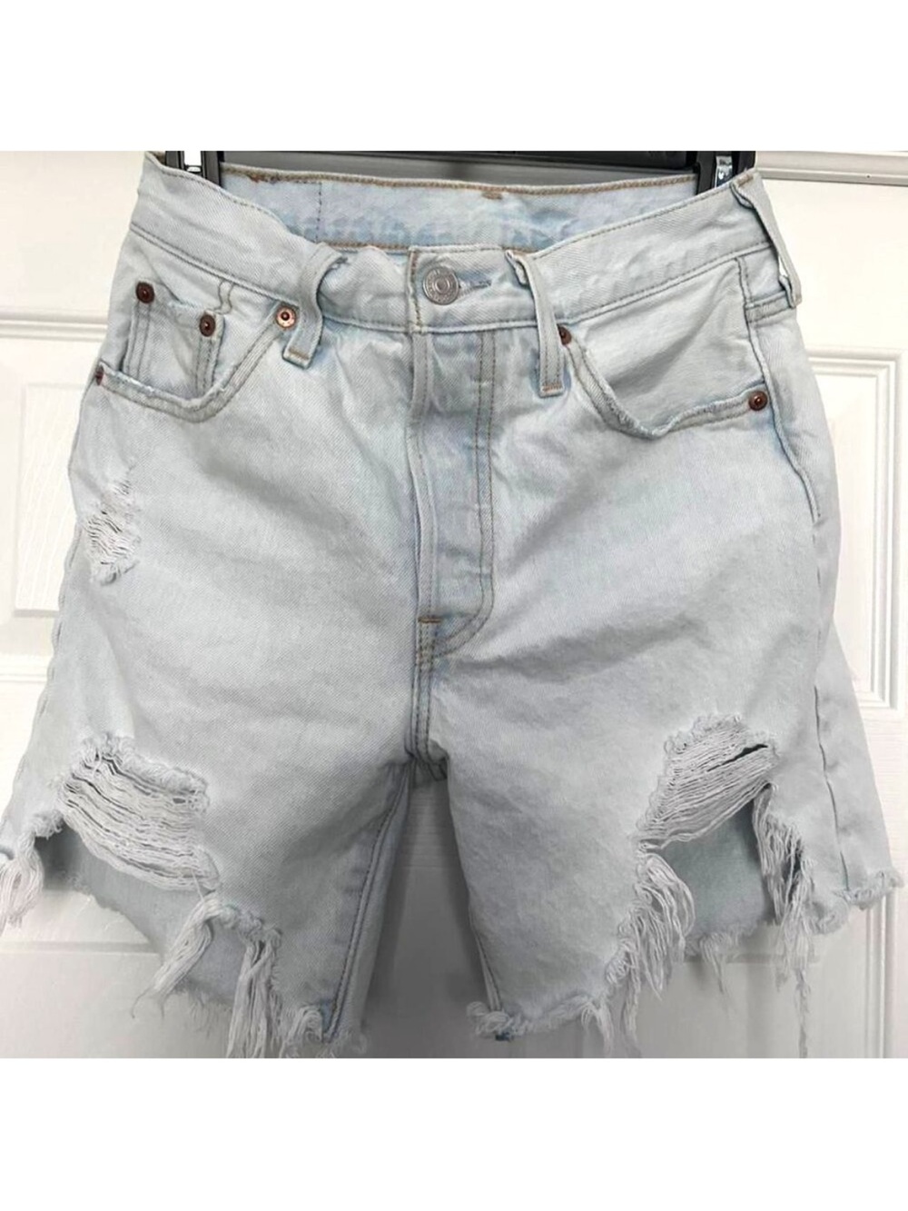 Levi's 501 Distressed Denim Shorts Sz 25 - size 2